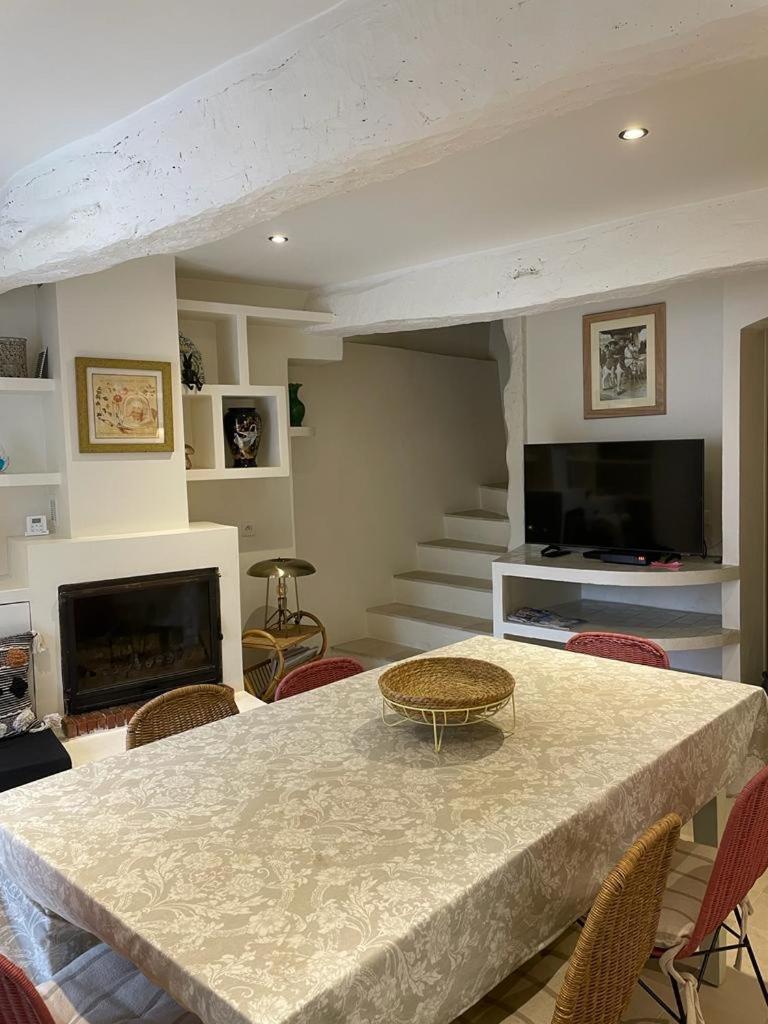 Maison De Village 3 Avec Petite Terrasse *